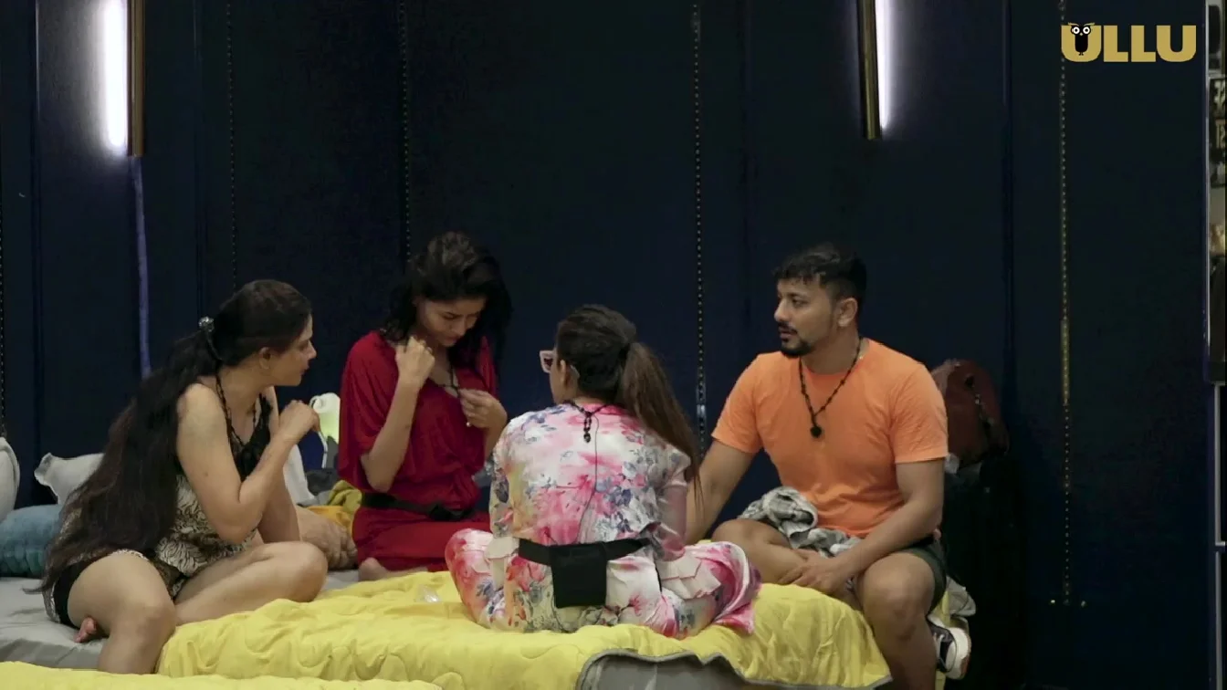 Preview of House Arrest S01 E09 ULLU